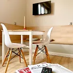 Komfortowo Apartment