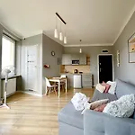 Komfortowo Apartment *