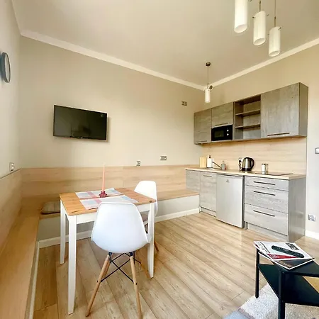 Komfortowo Apartmán *