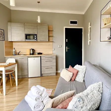 Komfortowo Apartmán *